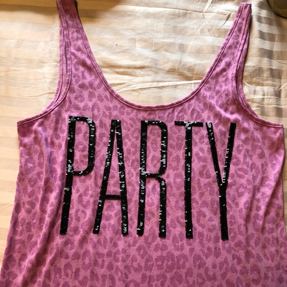 PINK Victoria’s Secret Sequins 🖤 Tank Top